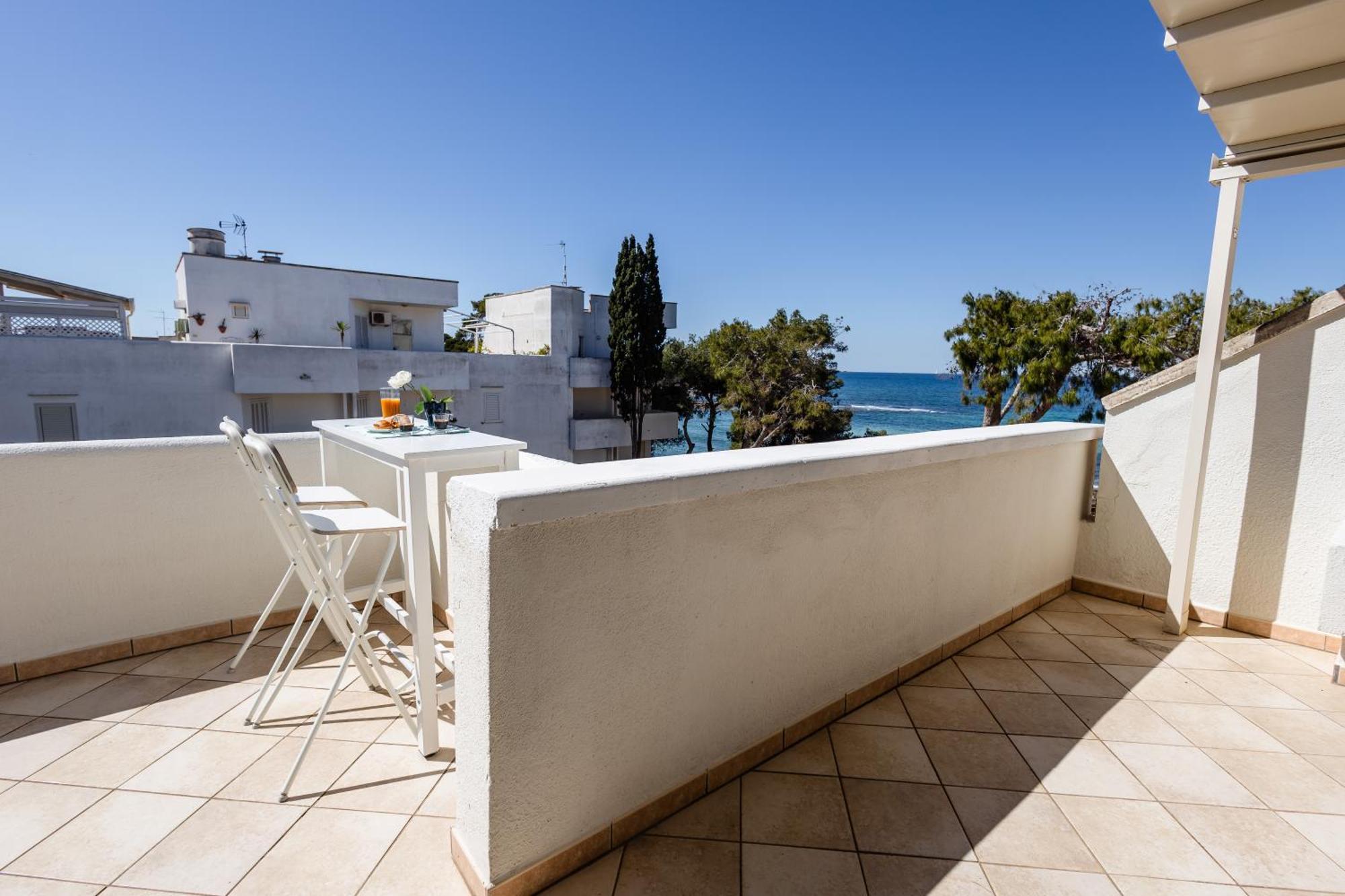 Attico Margherita - La Terrazza Sul Mare Gallipoli Εξωτερικό φωτογραφία